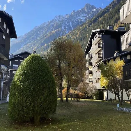For 4 People Chamonix